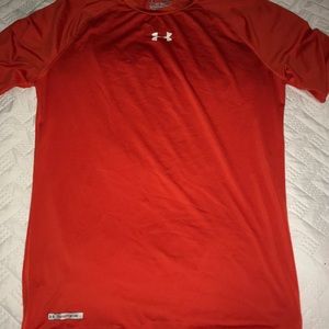 Underarmour workout shirt